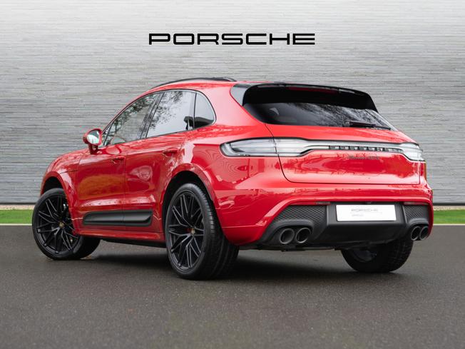 PORSCHE Macan Photo 2