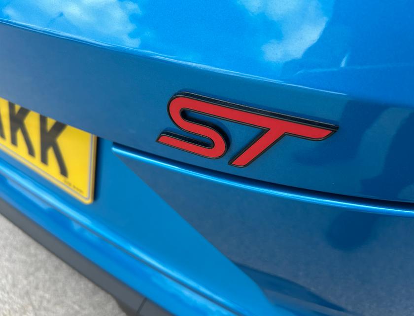 Ford Puma Photo aa27556e-12f8-45cb-a99a-57ba44c0d1ba.jpg