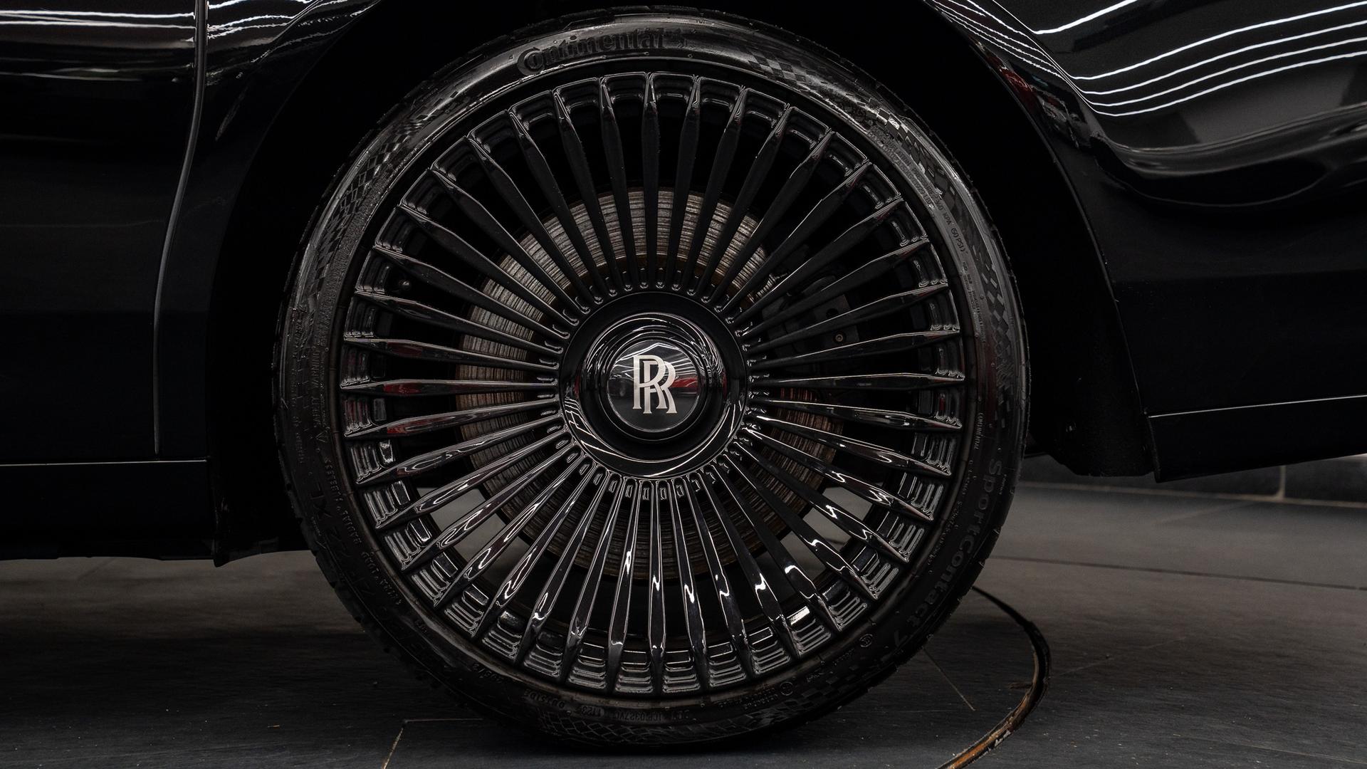 Rolls-Royce Ghost Photo aa2f7b8d-0e1a-4557-a282-95f8b806c1a5.jpg