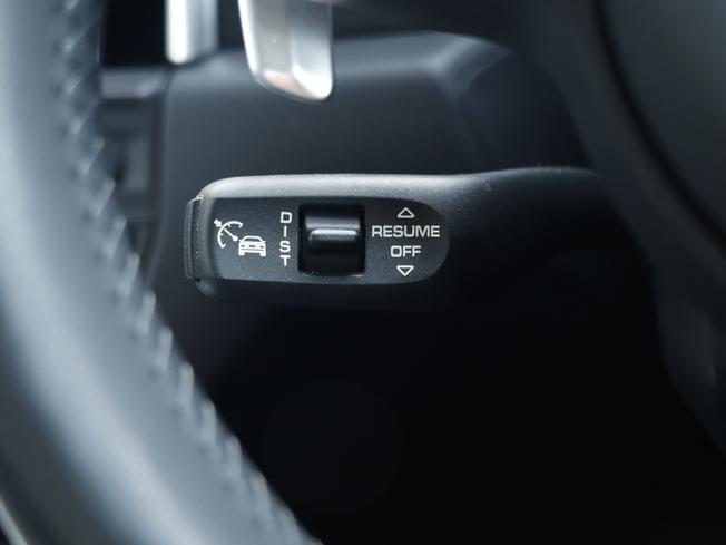 PORSCHE Macan Photo 24