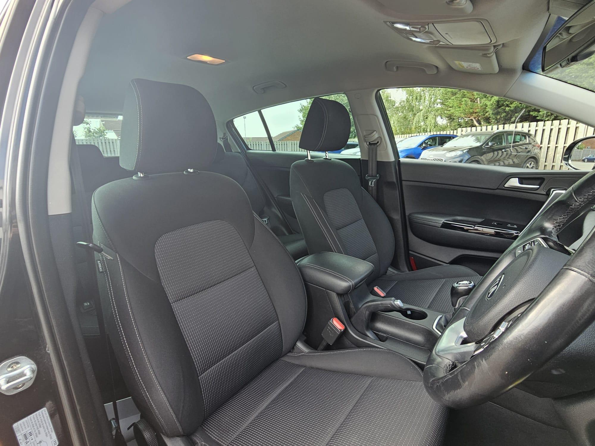 2019 KIA Sportage thumbnail 12