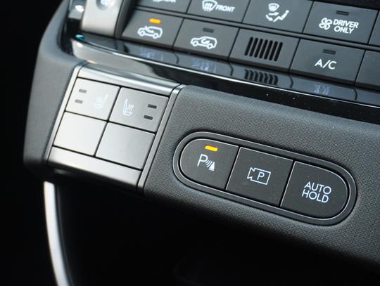 Hyundai INSTER Photo aa470705-8797-4d93-b452-a08a307fde53.jpg