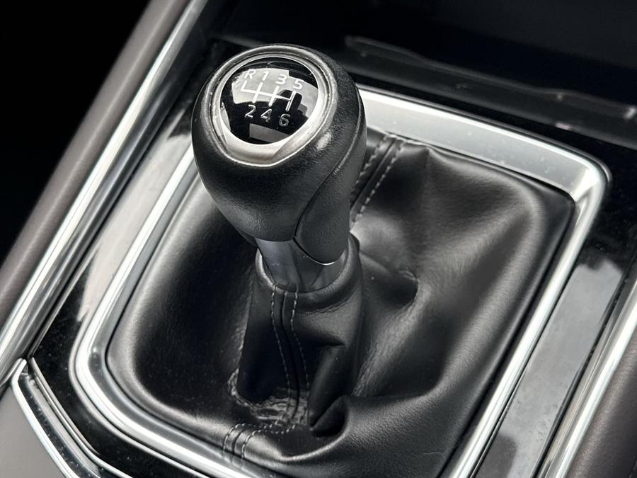 Mazda CX-5 Photo aa6a1539-2d05-410e-859d-0078a94ed305.jpg