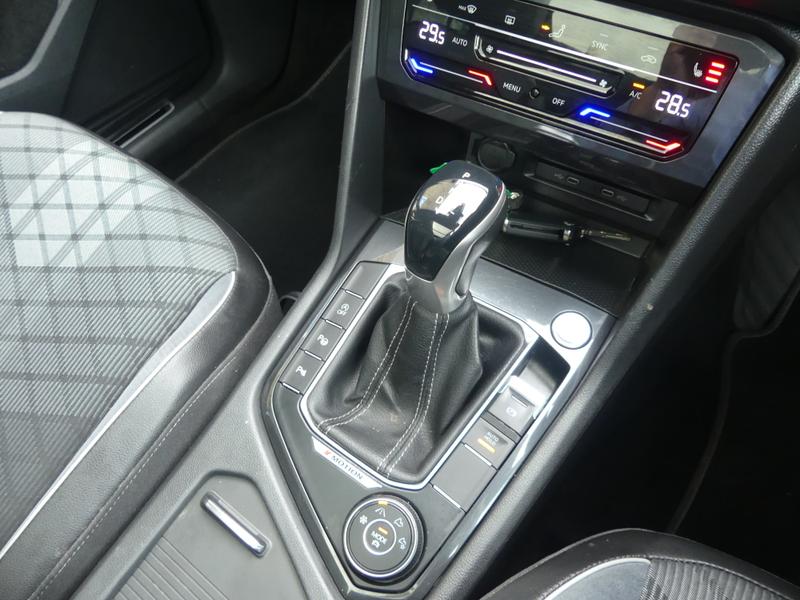 Volkswagen Tiguan Photo aa77f553-ecd6-469c-98ad-bc20df3e2352.jpg
