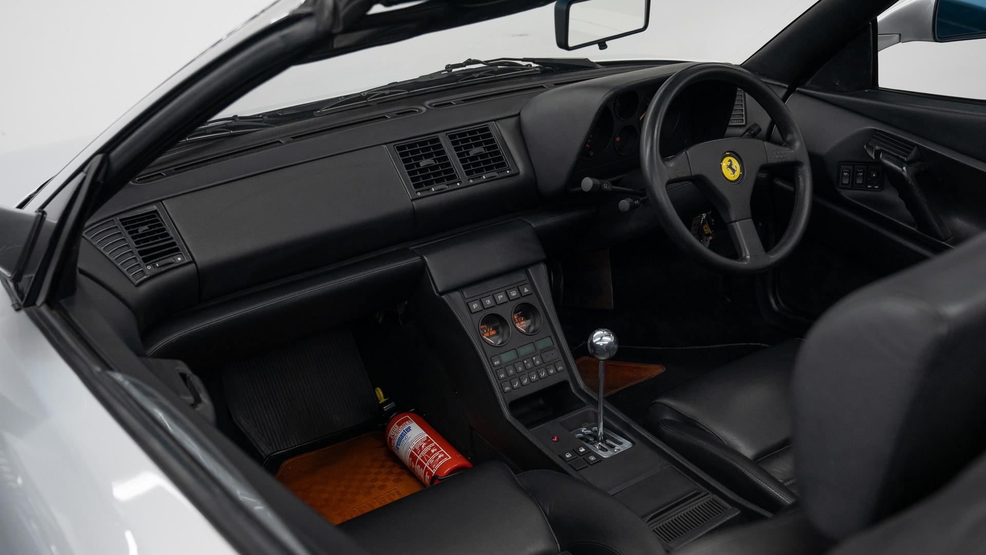 Ferrari 348 Photo aa80db9e-0583-48db-a893-5dcc89f394b6.jpg