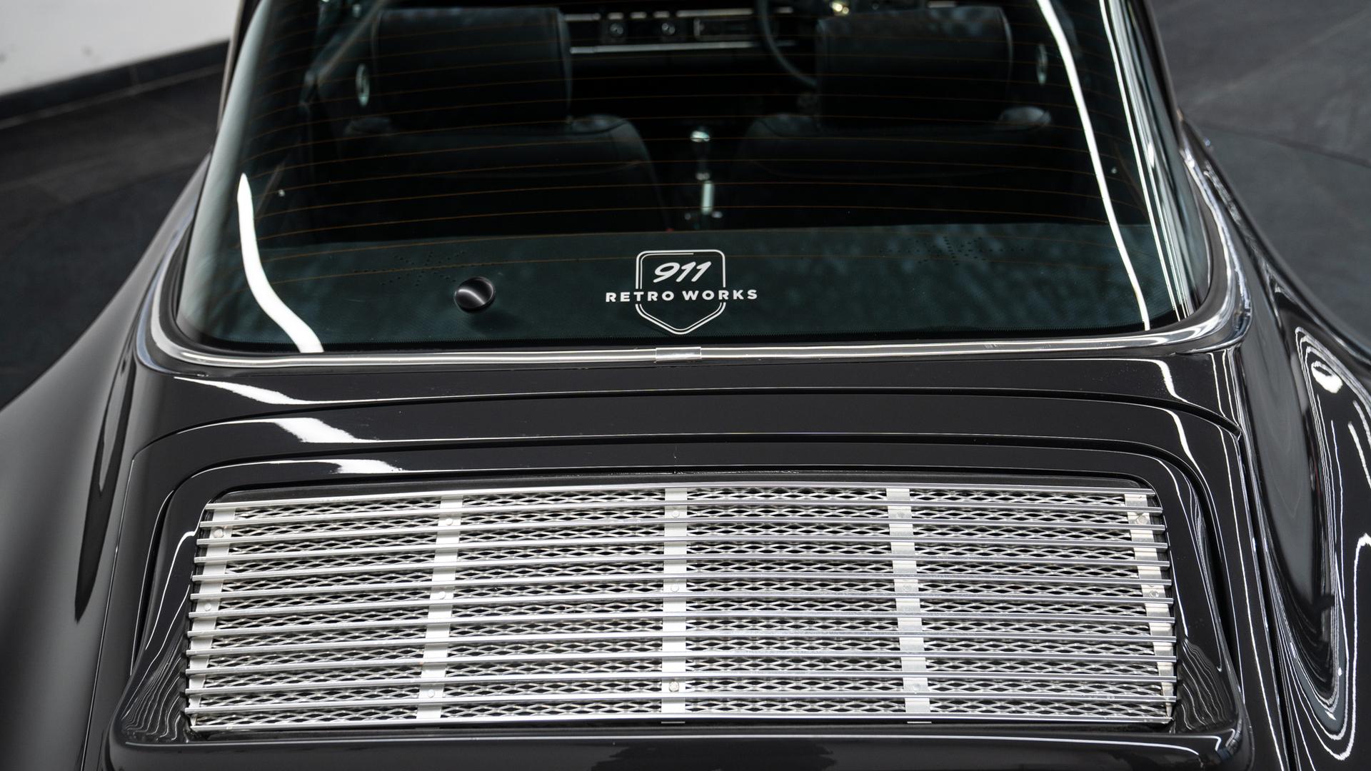 Porsche 911 Retro Works Photo aa90a2c8-8706-4a91-b7f2-543ec5dcd76c.jpg