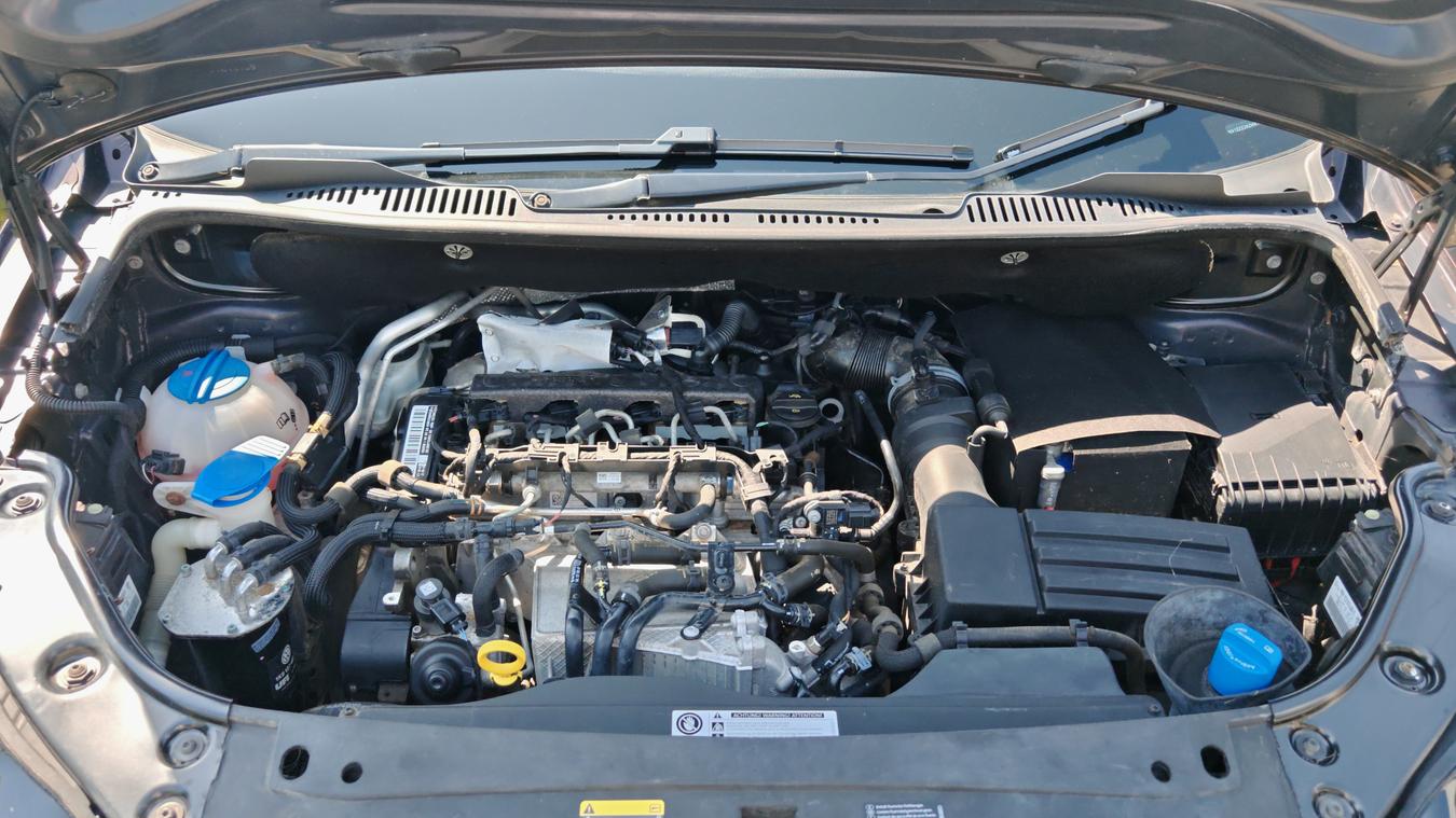 Used Volkswagen Caddy AE67XSM 44