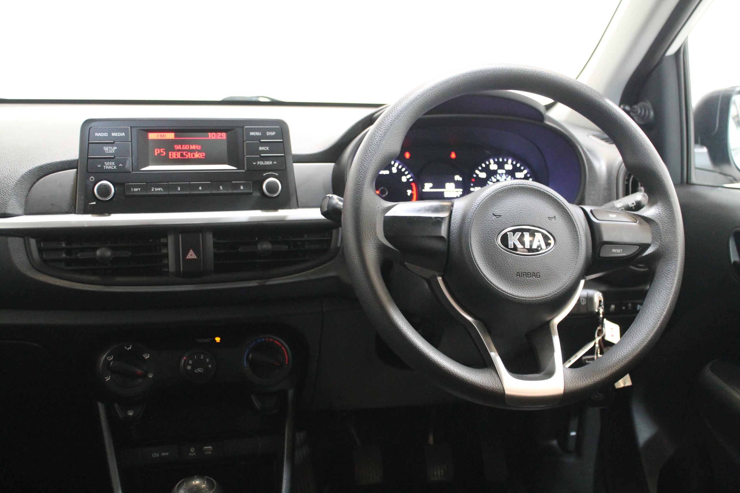 Kia PICANTO Photo 9