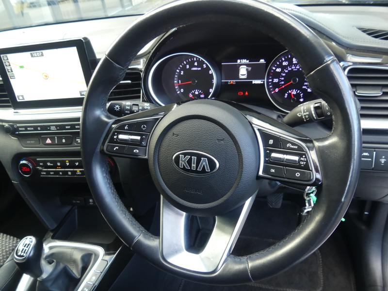 Kia Ceed Photo aab04c77-0868-40cb-b871-9e43f3a00eb7.jpg