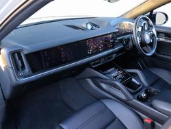 PORSCHE Cayenne Photo 3