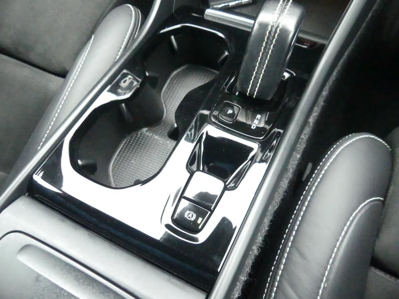 Volvo XC40 Photo aac11298-6837-4dd2-99a8-e4aa41f314f2.jpg