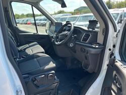 Ford Transit Trend Photo 23