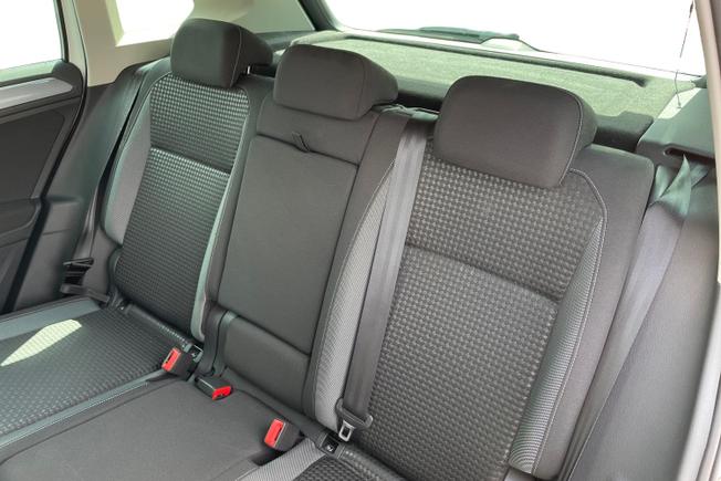 VOLKSWAGEN Tiguan Photo 11