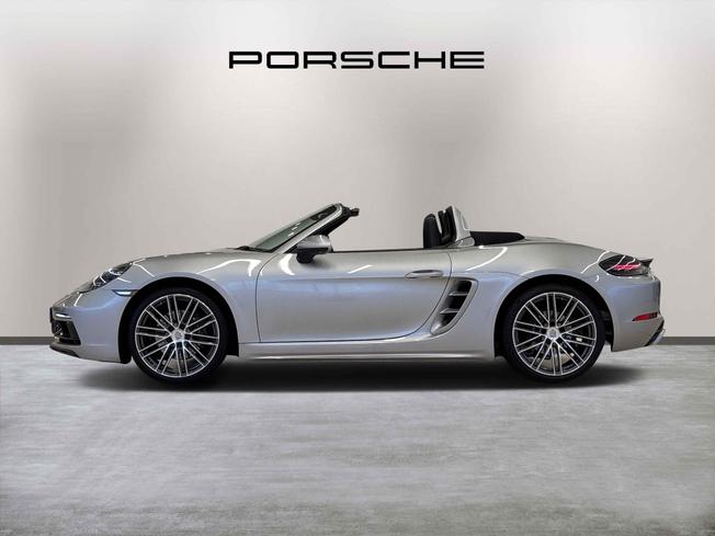 PORSCHE 718 Boxster Photo 8