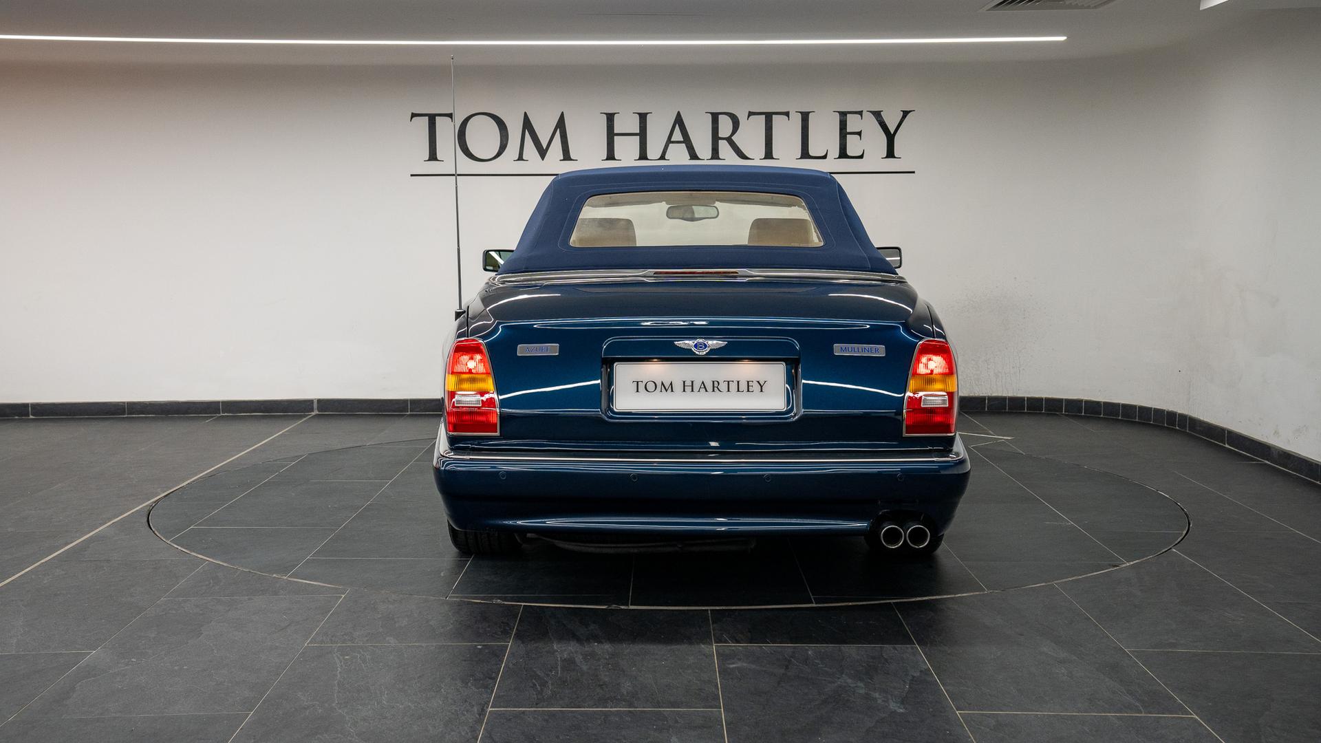 Bentley Azure Photo aad0483f-57de-4e40-a6e7-390ce5605ffa.jpg