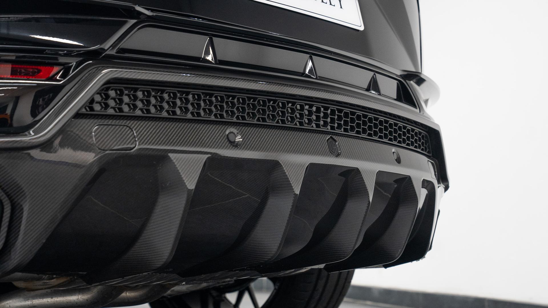 LAMBORGHINI Urus Photo aad0f3ab-9ab4-4625-af71-b867072a2645.jpg