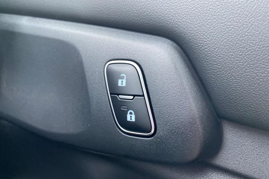 Ford RANGER Photo aade715a-c03b-4fd1-a763-99f898e1a195.jpg