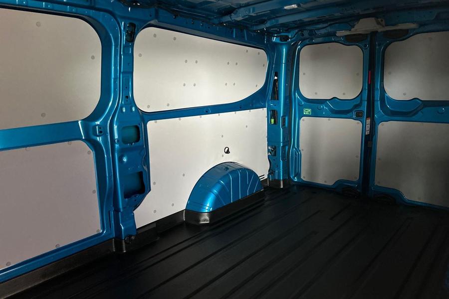 Ford TRANSIT CUSTOM Photo aaec804d-e49a-48bb-b20c-96d277a5f9fa.jpg