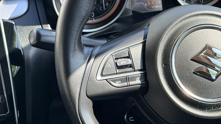 Used Suzuki Swift VE72UHD 10