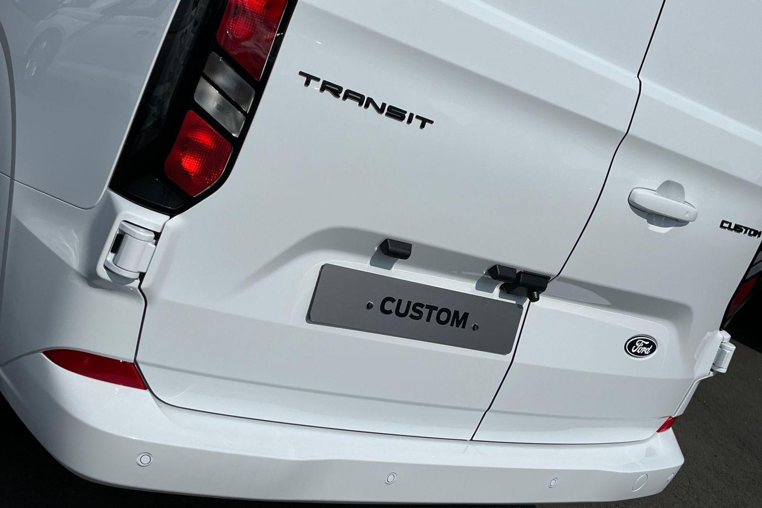 Ford TRANSIT CUSTOM Photo 39