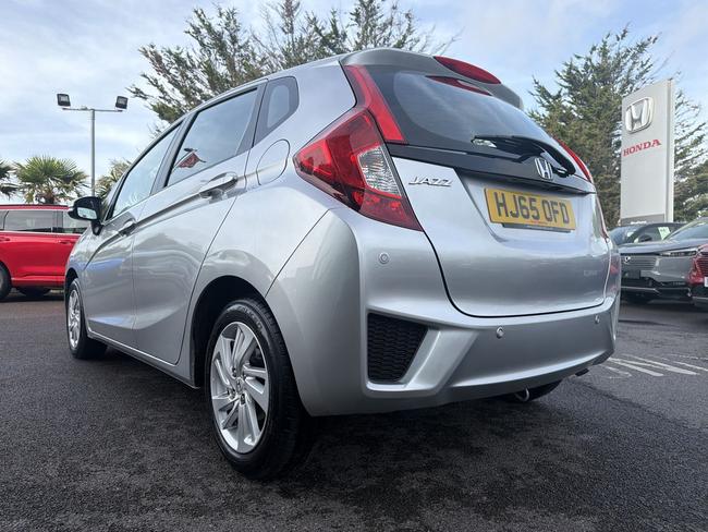 Honda Jazz Photo aaf4646d-23a7-4339-a37f-e85f9fa0b931.jpg