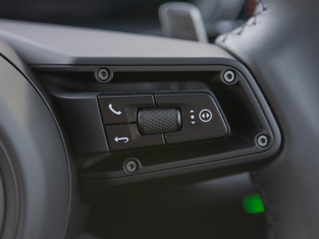 PORSCHE Cayenne Photo 24