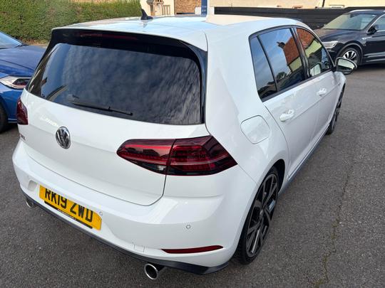 Volkswagen Golf Photo aaf70214-93b7-475f-b294-bcaff46e579a.jpeg