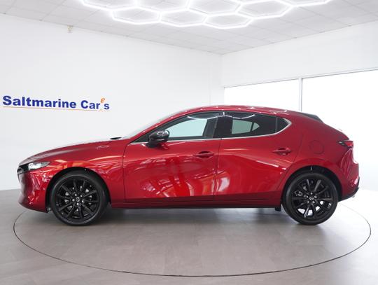 Mazda 3 Photo ab02160e-7b8a-4fe7-96dd-5fe46ab3f336.jpg