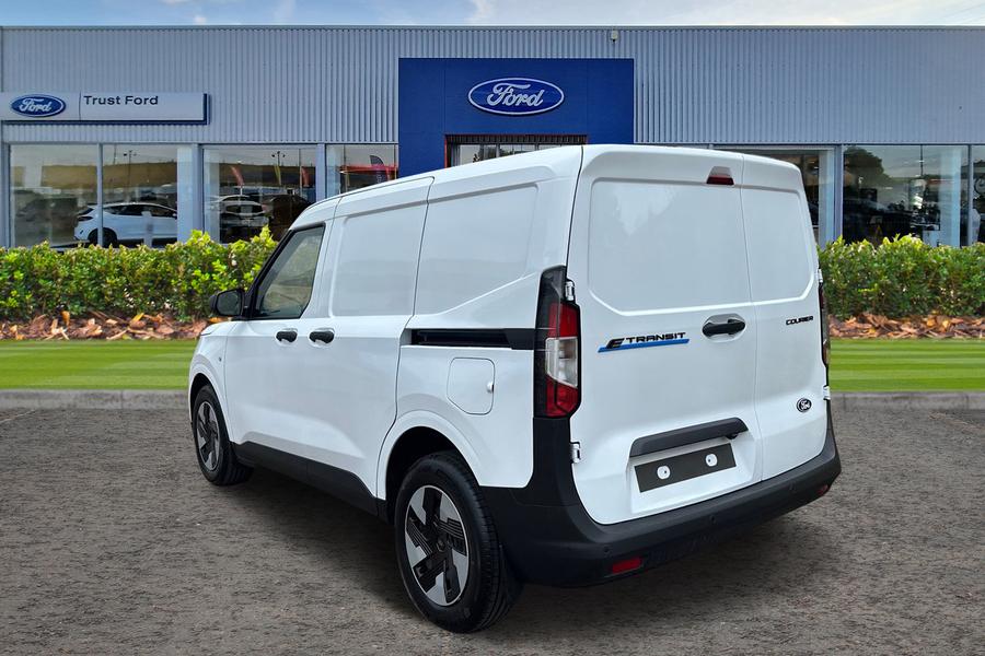 Ford E-TRANSIT COURIER Photo ab082a37-5ec8-4cc5-9903-4673915b2ce9.jpg