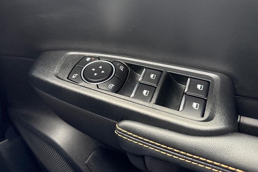 Ford RANGER Photo ab0b7039-567b-4b45-8818-dea1ad6e5f7f.jpg