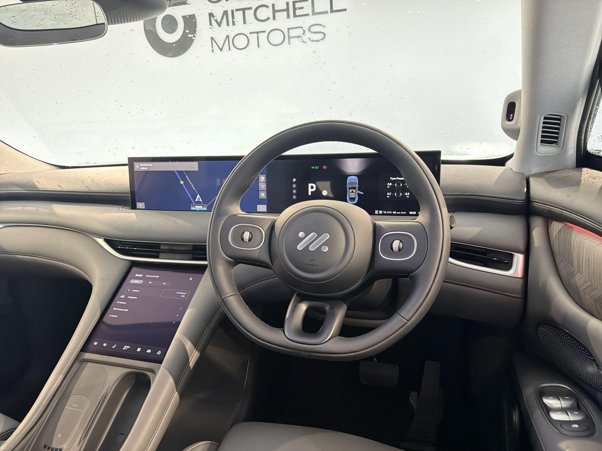 2026 MG Im6 Launch Edition 100kWh - vehicle photo 11 for sale on PureCar