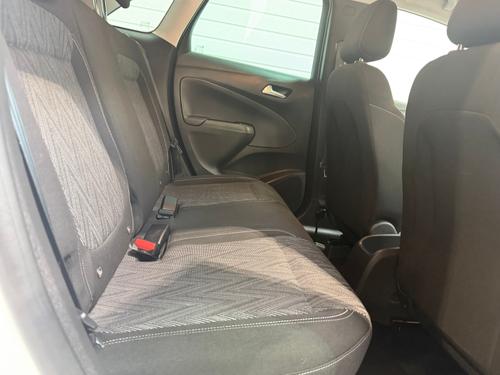 Vauxhall Crossland X Photo ab1ac9cd-3cd2-4f0e-8f17-6caaa529caa3.jpeg