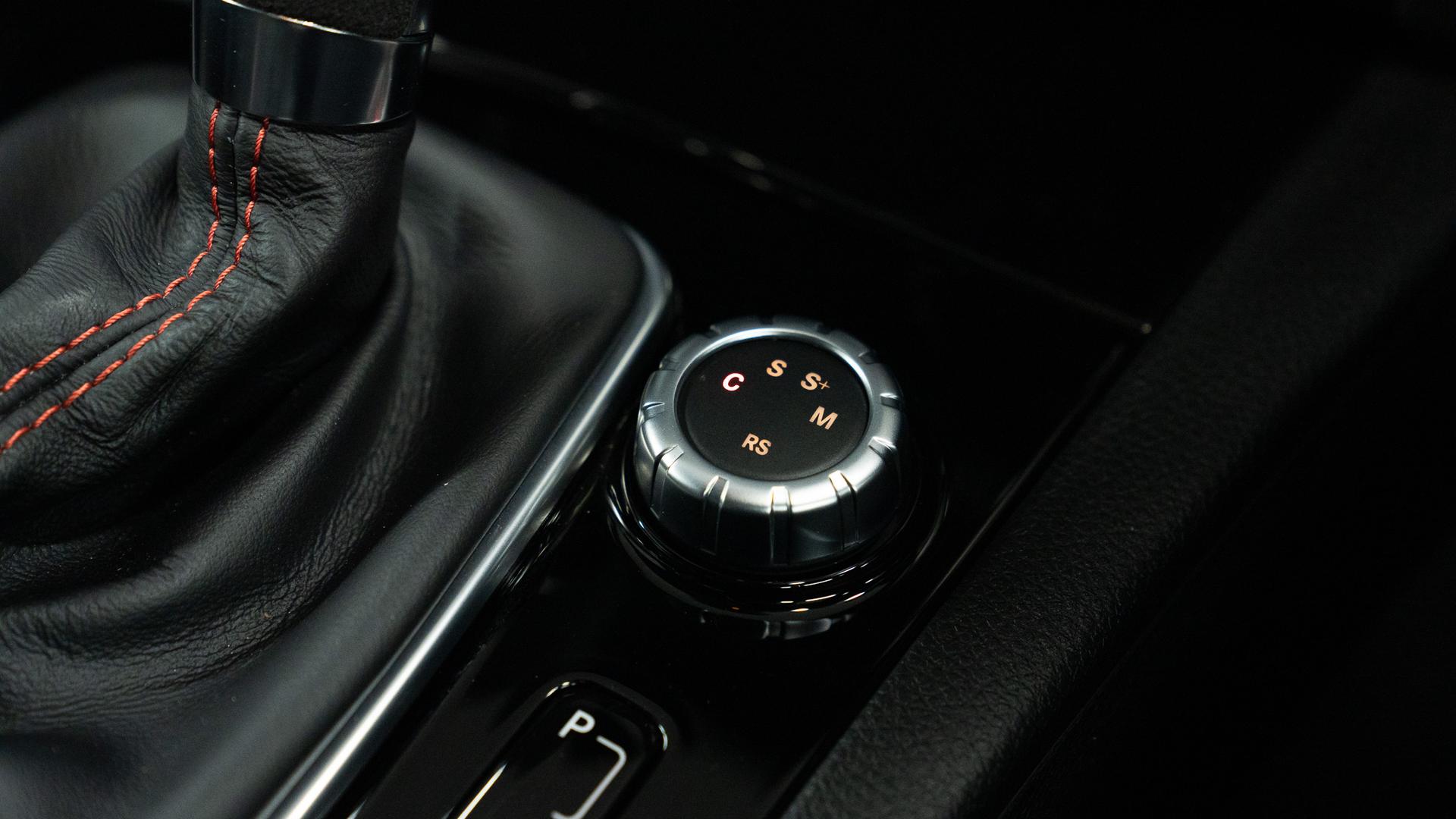 Mercedes-Benz C63 AMG Photo ab1f465b-3625-4954-9554-bea70d00ca5f.jpg