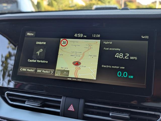 Kia Niro Photo ab25b9c6-98df-4f42-b0d6-6a47d846a98a.jpg