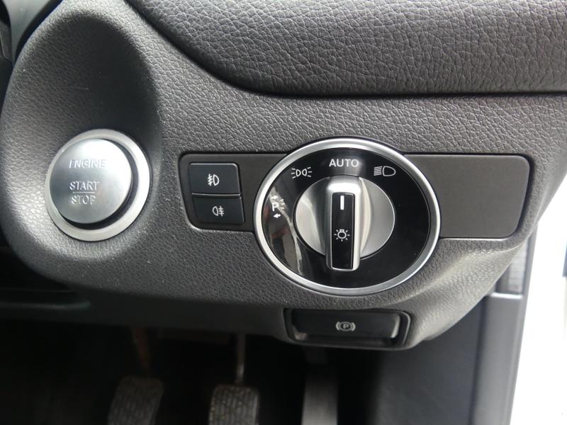Mercedes-Benz GLA Photo ab2e7c55-cec4-4832-9830-e713208a1a17.jpg