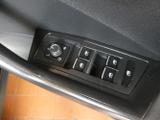 Volkswagen T-Roc Photo 22