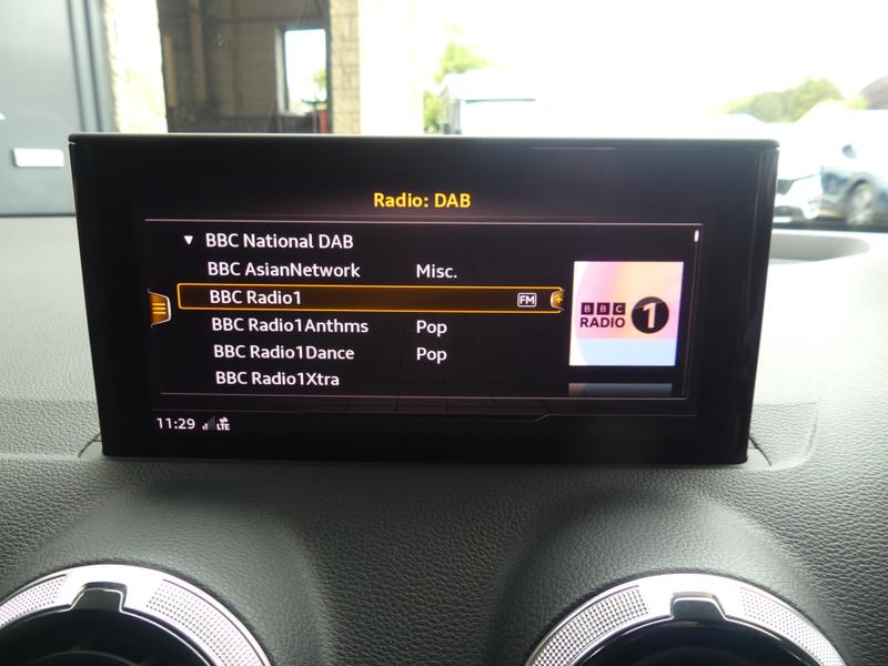 Audi Q2 Photo ab5fda72-d204-4b20-aa3d-74eec8983cfb.jpg