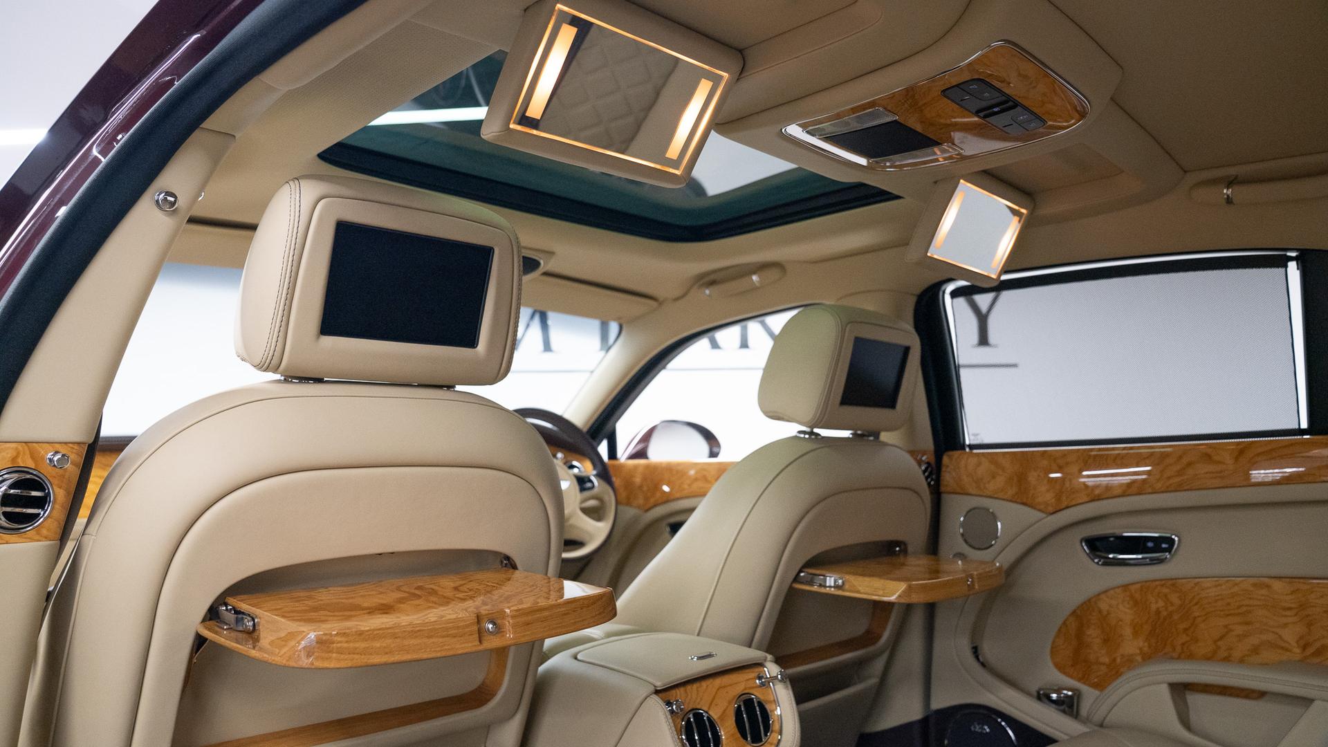 Bentley Mulsanne Photo ab7476fd-3151-47e9-bb37-7bd7ecf28d0c.jpg