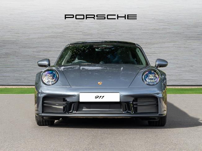 PORSCHE 911 Photo 6