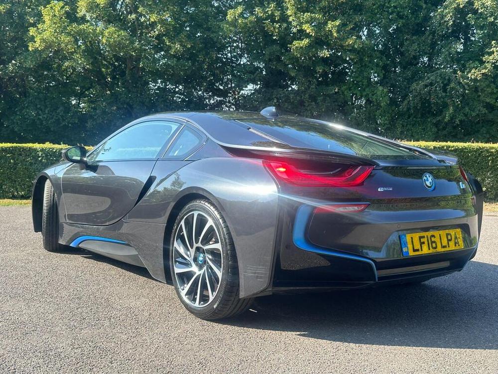 Used BMW i8 LF16LPA 21