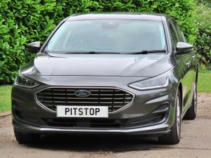2023 FORD FOCUS 1.0T ECOBOOST MHEV TITANIUM HATCHBACK 5DR PETROL HYBRID DCT EURO 6 S... photo