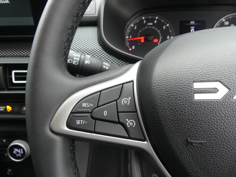 Dacia Jogger Photo ab7f91b6-9a69-4515-a3ab-16d62151895b.jpg