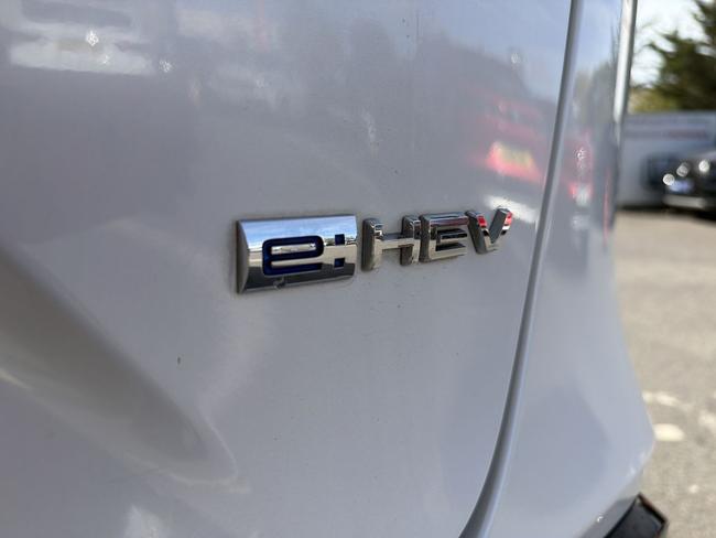 Honda HR-V Photo ab8403fb-d602-405b-b254-0e13944676e8.jpg