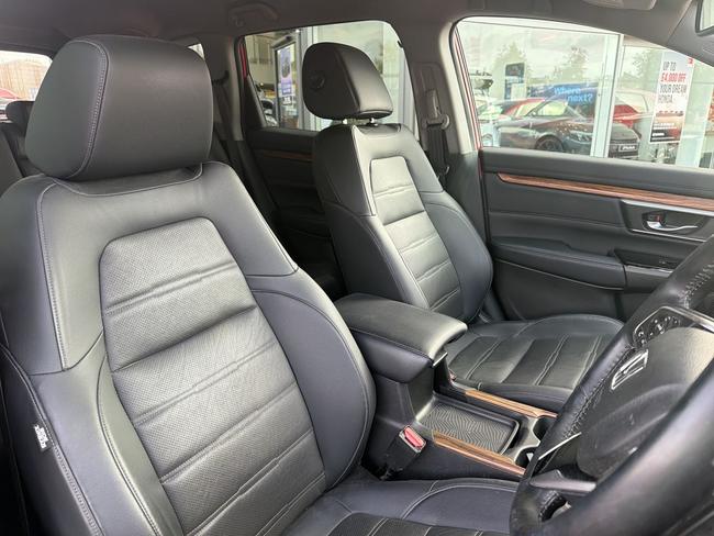 Honda CR-V Photo ab845ef0-c346-4305-96ed-d973dfc3f646.jpg