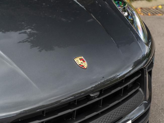 PORSCHE Macan Photo 36