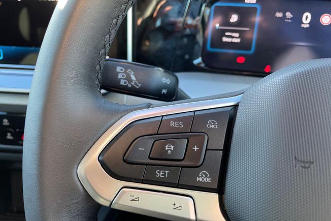 Volkswagen Golf Photo 18