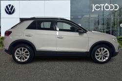 VOLKSWAGEN T-Roc Photo 4
