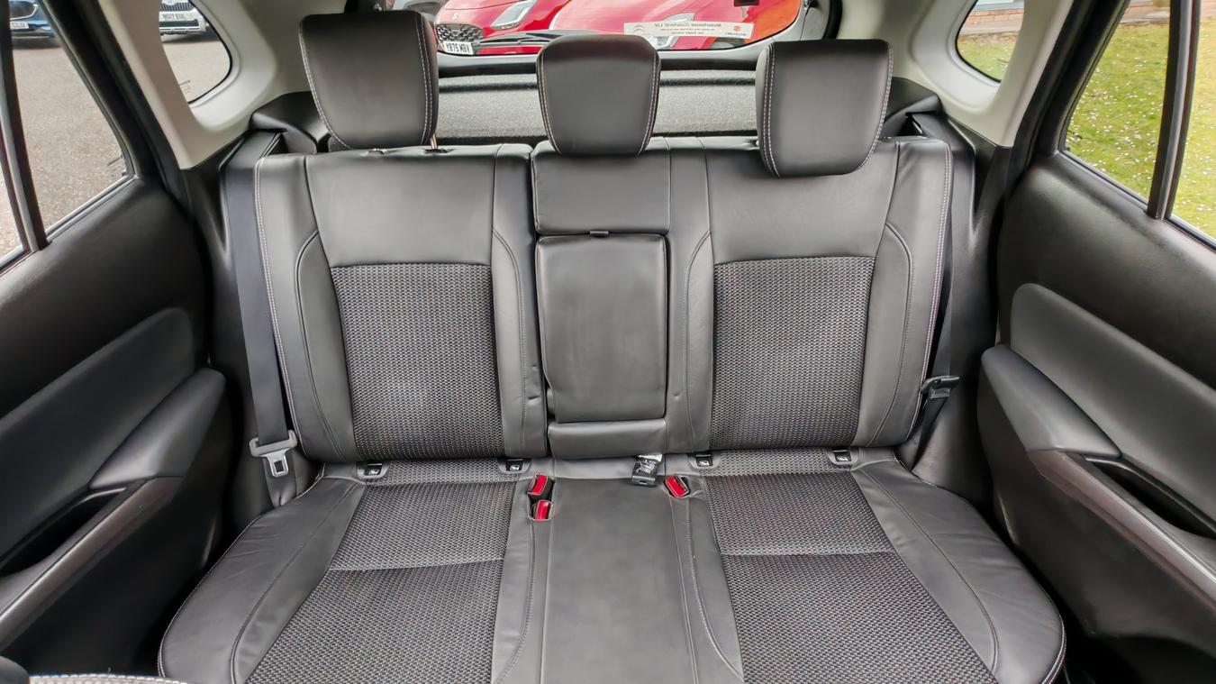 Used Suzuki S-Cross WN72HJG 25