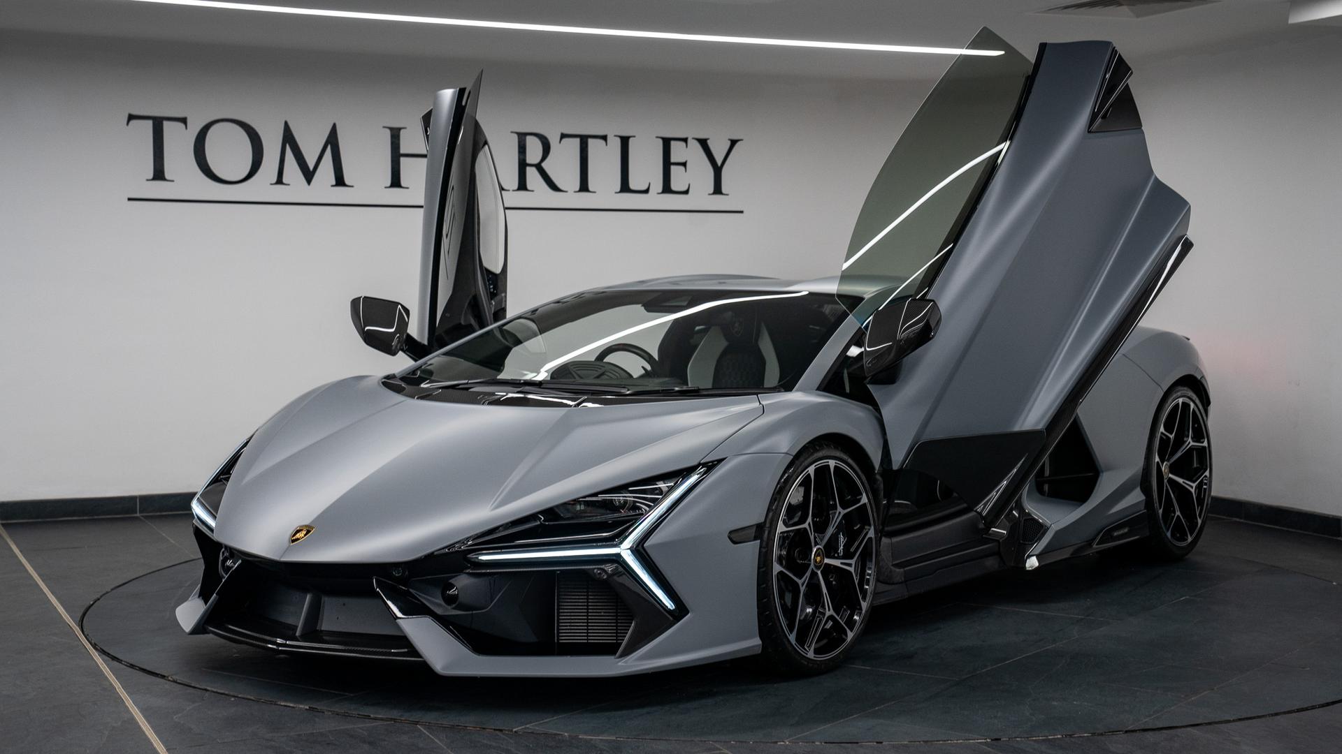 LAMBORGHINI Revuelto Photo abc4a293-7435-4fd5-a897-f320436e9ade.jpg