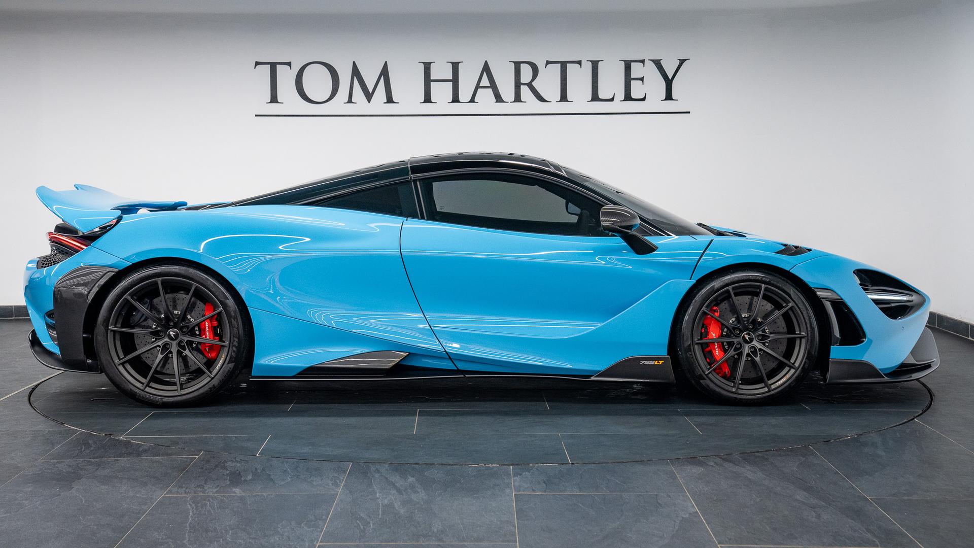 McLaren 765LT Photo abcb0f2b-c6d3-4e62-8361-b72cf212aeba.jpg